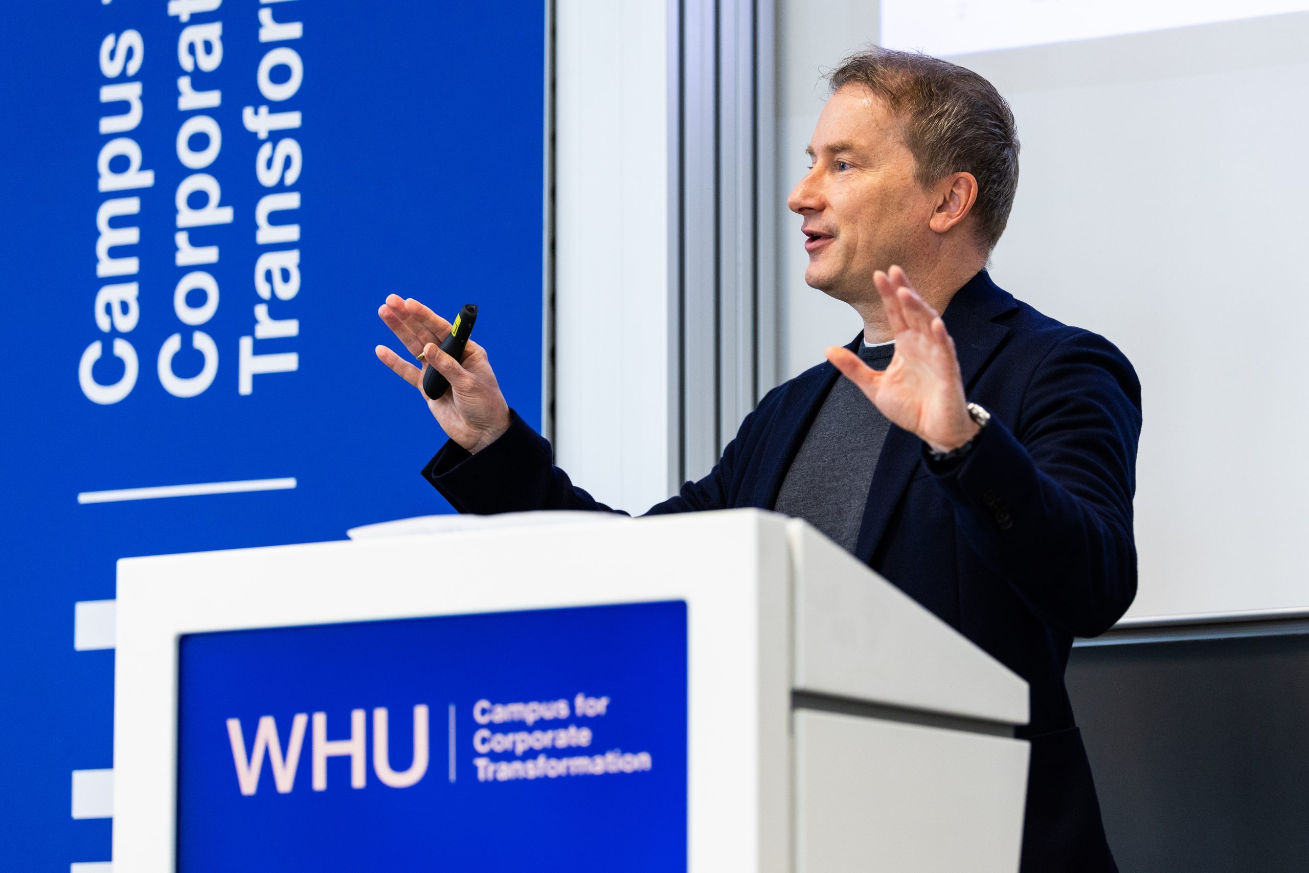 Succeeding in Corporate Transformation in Turbulent Times – 2023