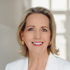 Annette Heuser Annette Heuser